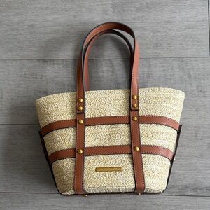 NEVER USED House of Harlow Purse